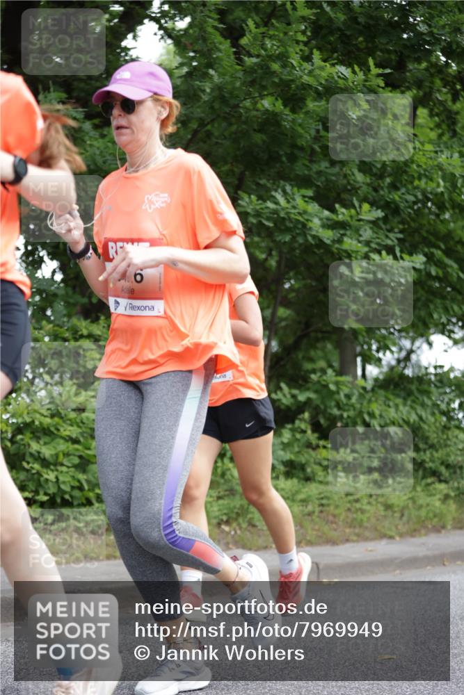 15.06.2025 - REWE Women's Run Jannik Wohlers http://msf.ph/oto/7969949 15.06.2025 10:05:02 Laufen  meine-sportfotos.de