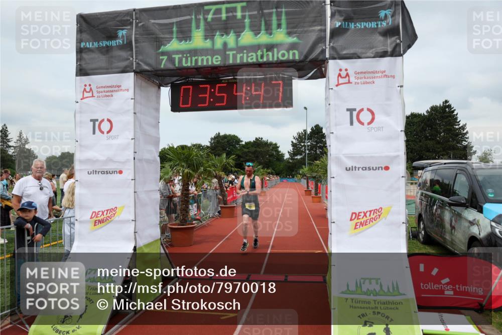 15.06.2025 - 7 Türme Triathlon Michael Strokosch http://msf.ph/oto/7970018 15.06.2025 13:54:46 Ziel 701, 755, 901, 913, 919, 1116 meine-sportfotos.de