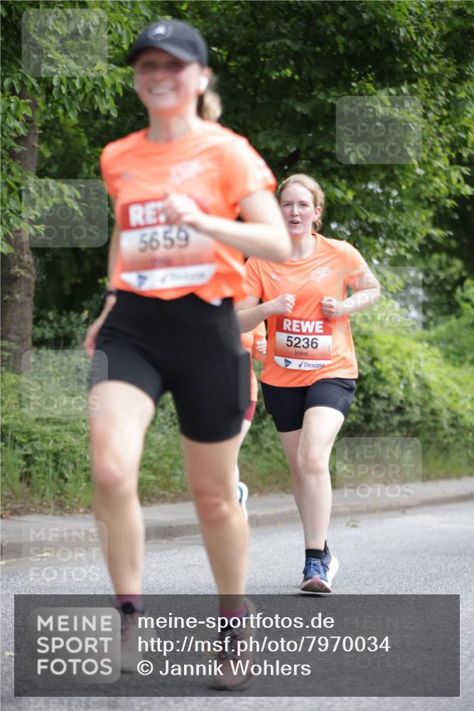 15.06.2025 - REWE Women's Run Jannik Wohlers http://msf.ph/oto/7970034 15.06.2025 10:05:08 Laufen 5659, 5236 meine-sportfotos.de