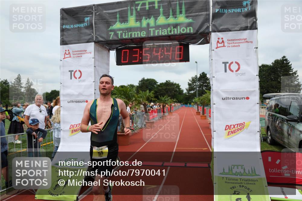 15.06.2025 - 7 Türme Triathlon Michael Strokosch http://msf.ph/oto/7970041 15.06.2025 13:54:47 Ziel 701, 755, 901, 913, 919 meine-sportfotos.de