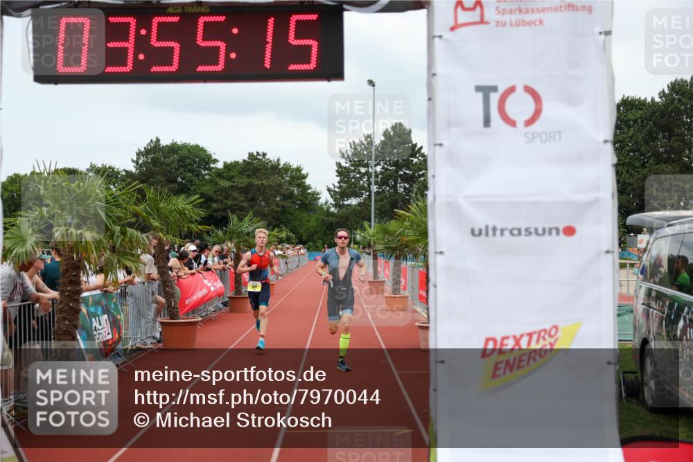15.06.2025 - 7 Türme Triathlon Michael Strokosch http://msf.ph/oto/7970044 15.06.2025 13:55:15 Ziel 723, 872 meine-sportfotos.de