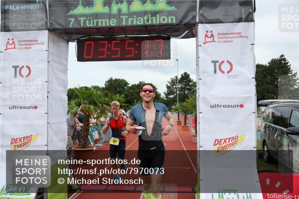 15.06.2025 - 7 Türme Triathlon Michael Strokosch http://msf.ph/oto/7970073 15.06.2025 13:55:17 Ziel 723, 872 meine-sportfotos.de