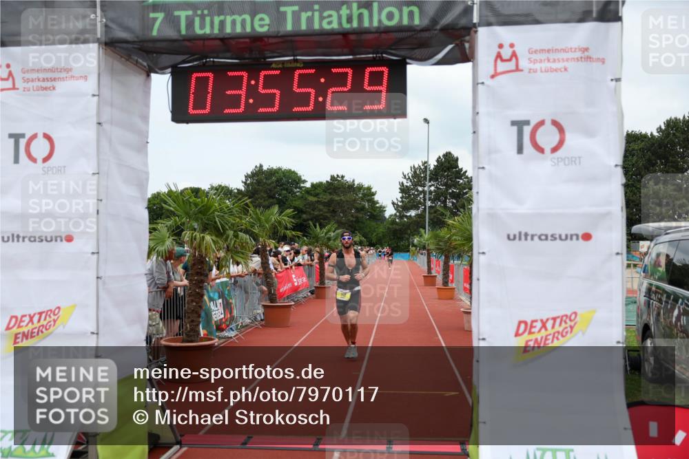 15.06.2025 - 7 Türme Triathlon Michael Strokosch http://msf.ph/oto/7970117 15.06.2025 13:55:29 Ziel 762 meine-sportfotos.de