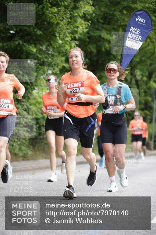 15.06.2025 - REWE Women's Run Jannik Wohlers http://msf.ph/oto/7970140 15.06.2025 10:05:14 Laufen 5059, 27, 5227, 04, 06, 00 meine-sportfotos.de