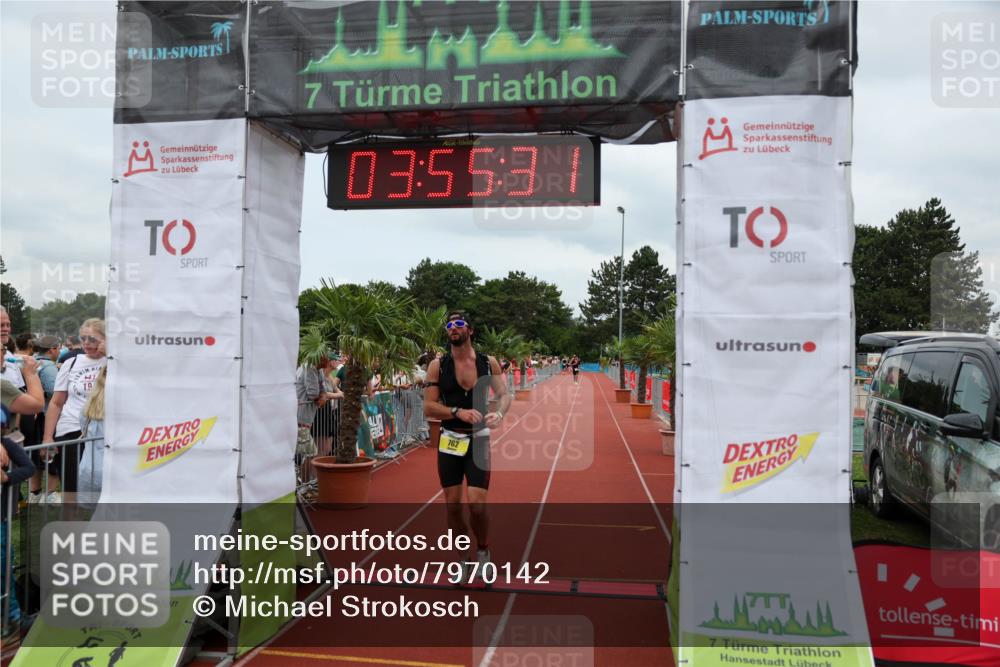 15.06.2025 - 7 Türme Triathlon Michael Strokosch http://msf.ph/oto/7970142 15.06.2025 13:55:31 Ziel 762 meine-sportfotos.de