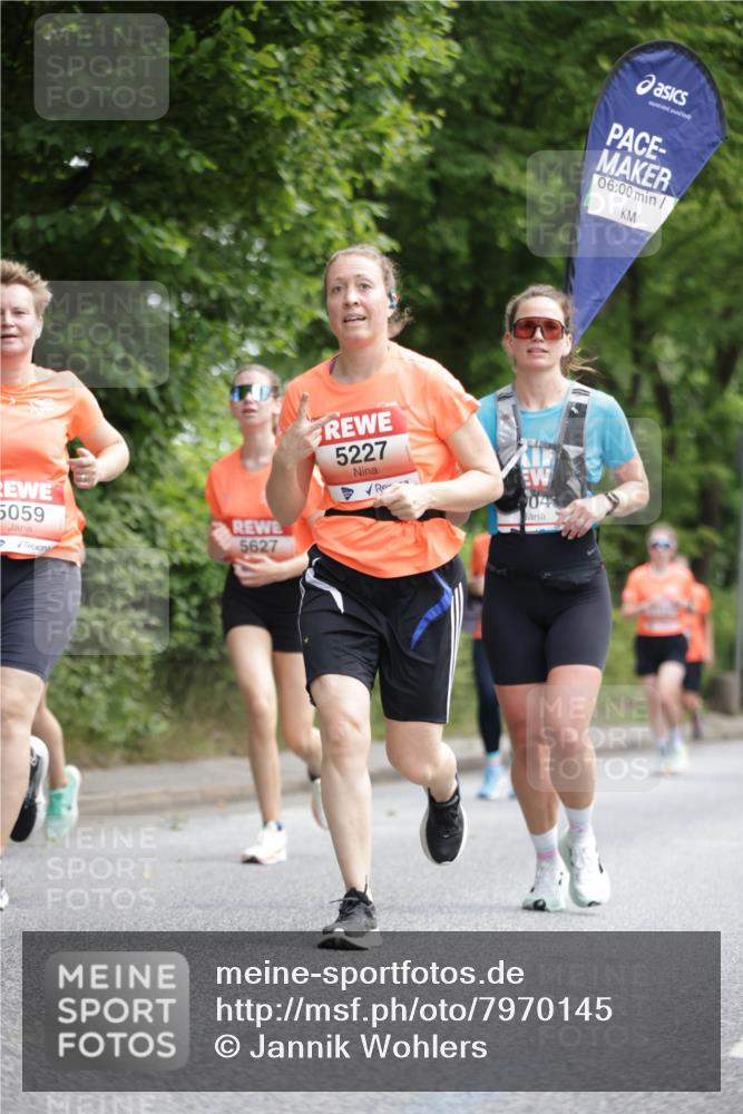 15.06.2025 - REWE Women's Run Jannik Wohlers http://msf.ph/oto/7970145 15.06.2025 10:05:14 Laufen 5059, 5627, 5227, 04, 06, 00 meine-sportfotos.de