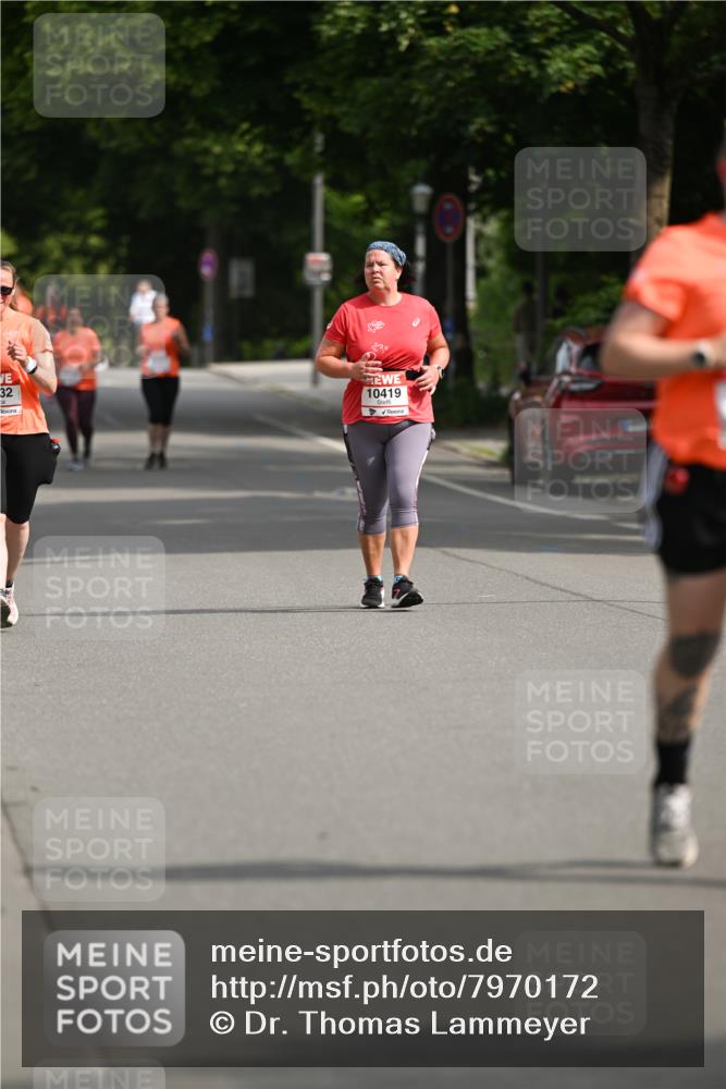 15.06.2025 - REWE Women's Run Dr. Thomas Lammeyer http://msf.ph/oto/7970172 15.06.2025 09:59:17 Laufen 32, 10419 meine-sportfotos.de