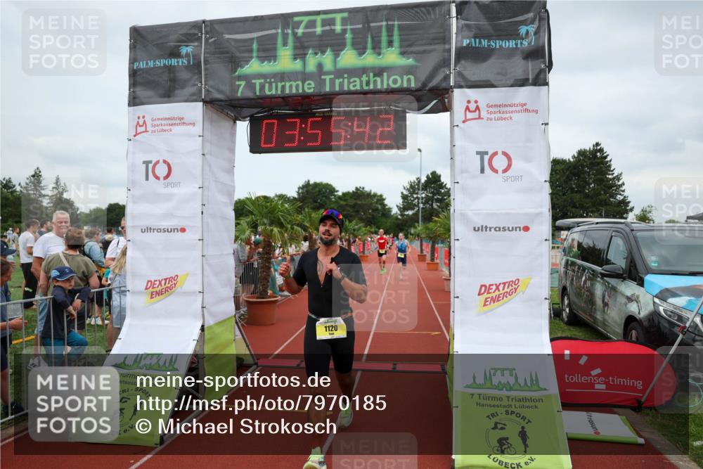 15.06.2025 - 7 Türme Triathlon Michael Strokosch http://msf.ph/oto/7970185 15.06.2025 13:55:41 Ziel 745, 978, 1120 meine-sportfotos.de
