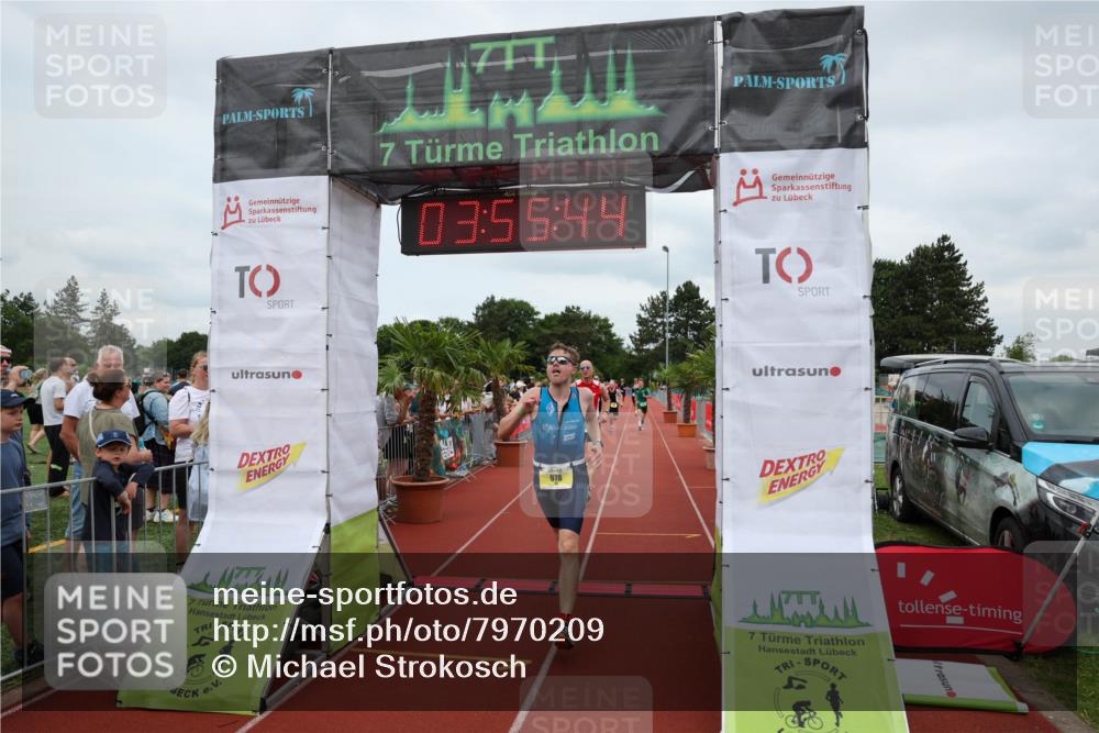 15.06.2025 - 7 Türme Triathlon Michael Strokosch http://msf.ph/oto/7970209 15.06.2025 13:55:44 Ziel 745, 879, 935, 978, 1087, 1120 meine-sportfotos.de