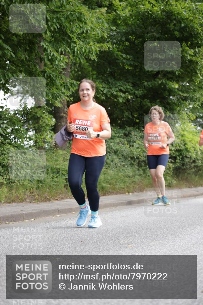 15.06.2025 - REWE Women's Run Jannik Wohlers http://msf.ph/oto/7970222 15.06.2025 10:05:18 Laufen 5680, 5473 meine-sportfotos.de