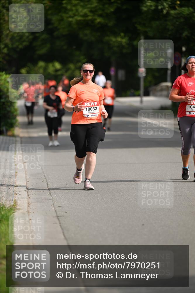 15.06.2025 - REWE Women's Run Dr. Thomas Lammeyer http://msf.ph/oto/7970251 15.06.2025 09:59:20 Laufen 10032 meine-sportfotos.de