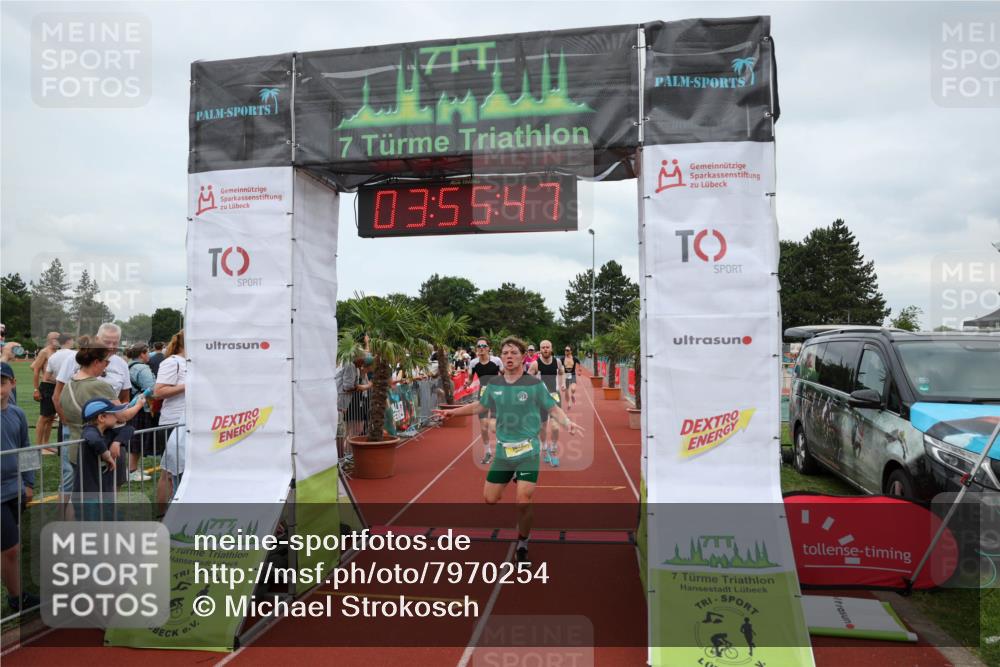 15.06.2025 - 7 Türme Triathlon Michael Strokosch http://msf.ph/oto/7970254 15.06.2025 13:55:47 Ziel 455, 475, 745, 879, 935, 978, 1087, 1120 meine-sportfotos.de