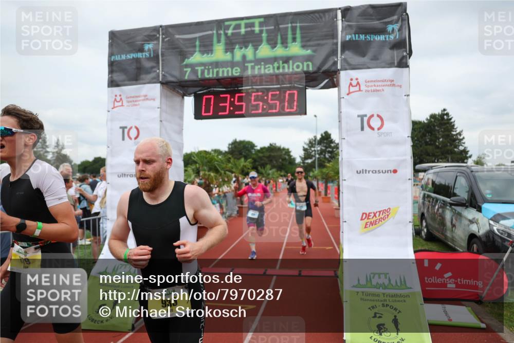 15.06.2025 - 7 Türme Triathlon Michael Strokosch http://msf.ph/oto/7970287 15.06.2025 13:55:49 Ziel 455, 475, 745, 879, 935, 978, 1064, 1087 meine-sportfotos.de