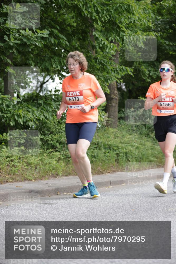 15.06.2025 - REWE Women's Run Jannik Wohlers http://msf.ph/oto/7970295 15.06.2025 10:05:20 Laufen 5473, 5156 meine-sportfotos.de