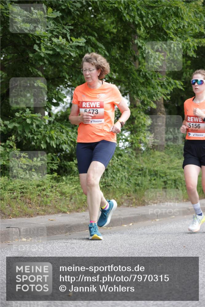 15.06.2025 - REWE Women's Run Jannik Wohlers http://msf.ph/oto/7970315 15.06.2025 10:05:20 Laufen 5473, 5156 meine-sportfotos.de
