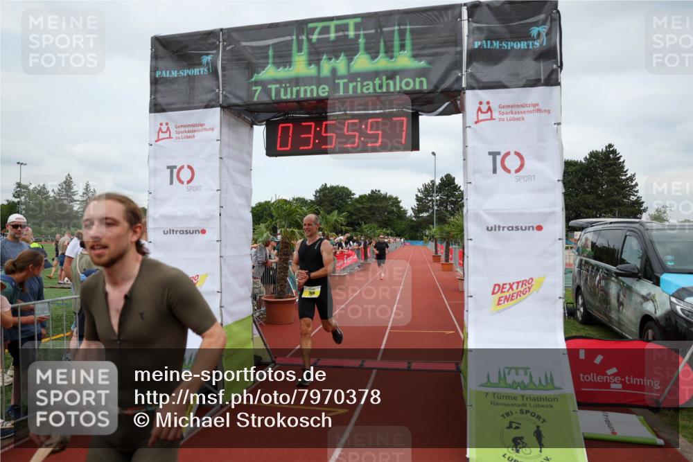 15.06.2025 - 7 Türme Triathlon Michael Strokosch http://msf.ph/oto/7970378 15.06.2025 13:55:56 Ziel 455, 475, 760, 879, 935, 1064, 1070, 1175 meine-sportfotos.de