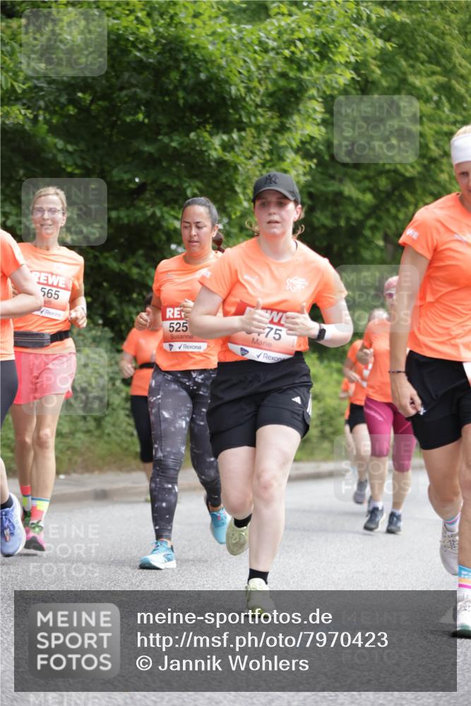 15.06.2025 - REWE Women's Run Jannik Wohlers http://msf.ph/oto/7970423 15.06.2025 10:05:27 Laufen 565, 525, 75 meine-sportfotos.de