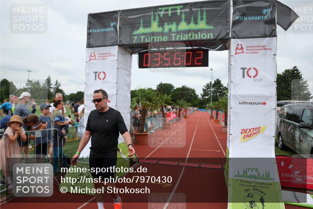 15.06.2025 - 7 Türme Triathlon Michael Strokosch http://msf.ph/oto/7970430 15.06.2025 13:56:01 Ziel 760, 1064, 1070, 1175 meine-sportfotos.de