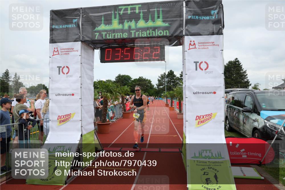 15.06.2025 - 7 Türme Triathlon Michael Strokosch http://msf.ph/oto/7970439 15.06.2025 13:56:21 Ziel 924 meine-sportfotos.de