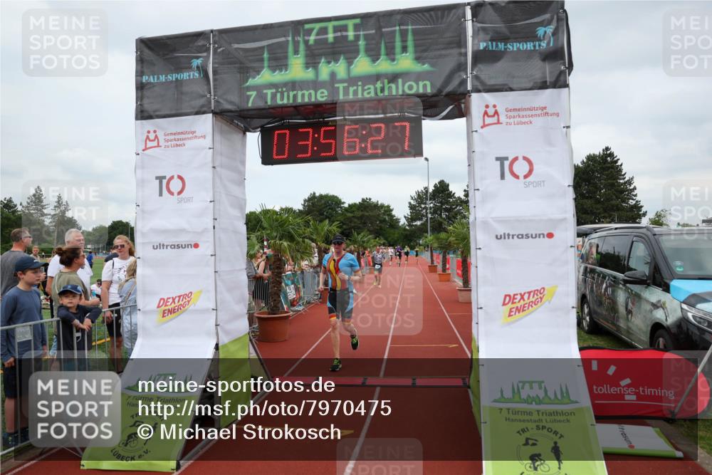 15.06.2025 - 7 Türme Triathlon Michael Strokosch http://msf.ph/oto/7970475 15.06.2025 13:56:26 Ziel 410, 904, 924 meine-sportfotos.de