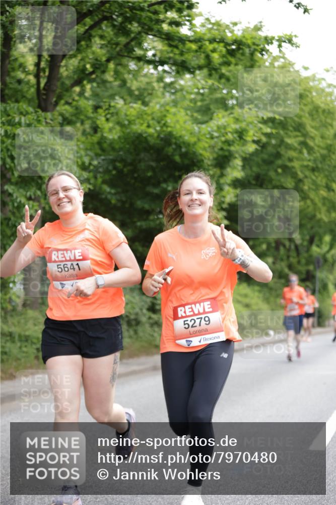 15.06.2025 - REWE Women's Run Jannik Wohlers http://msf.ph/oto/7970480 15.06.2025 10:05:30 Laufen 5641, 5279 meine-sportfotos.de