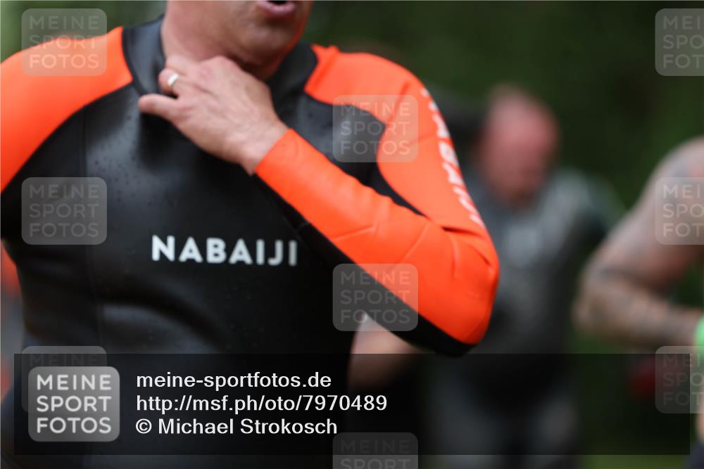 15.06.2025 - 7 Türme Triathlon Michael Strokosch http://msf.ph/oto/7970489 15.06.2025 12:58:06 Schwimmen 192, 704, 717, 773, 775, 798, 853, 956, 974, 1010, 1052, 1054, 1069, 1085, 1106, 1127, 1141, 1162, 1186, 1193 meine-sportfotos.de