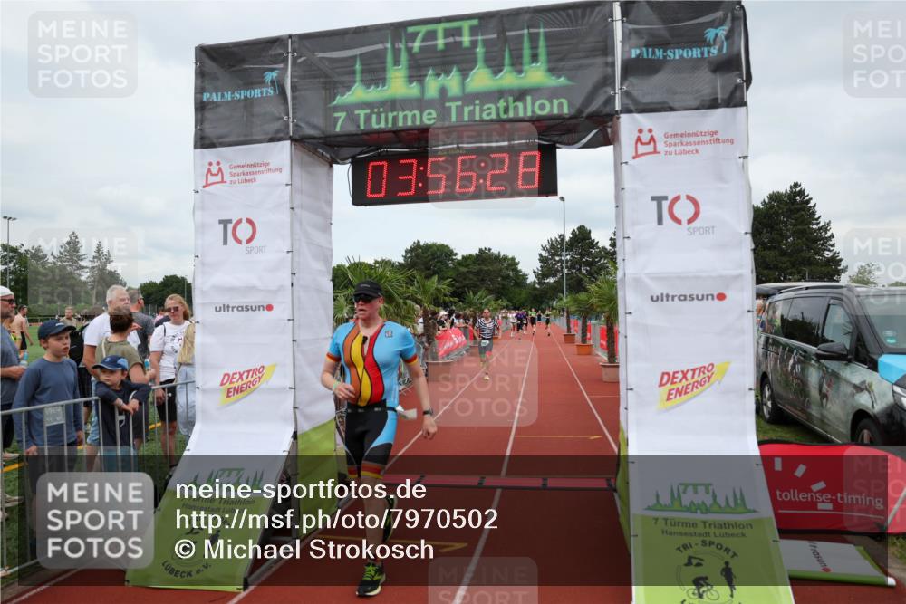 15.06.2025 - 7 Türme Triathlon Michael Strokosch http://msf.ph/oto/7970502 15.06.2025 13:56:28 Ziel 410, 904, 924 meine-sportfotos.de