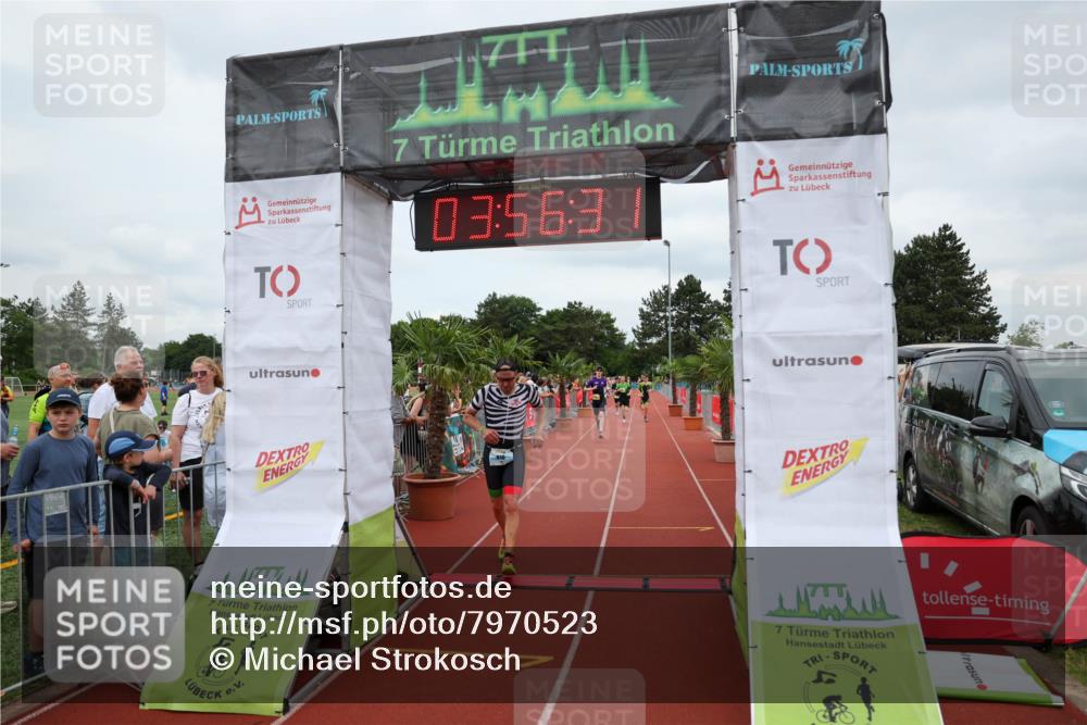 15.06.2025 - 7 Türme Triathlon Michael Strokosch http://msf.ph/oto/7970523 15.06.2025 13:56:30 Ziel 410, 741, 904, 1025 meine-sportfotos.de