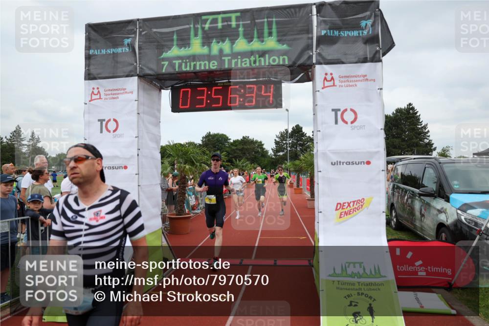 15.06.2025 - 7 Türme Triathlon Michael Strokosch http://msf.ph/oto/7970570 15.06.2025 13:56:34 Ziel 410, 741, 896, 904, 1025 meine-sportfotos.de