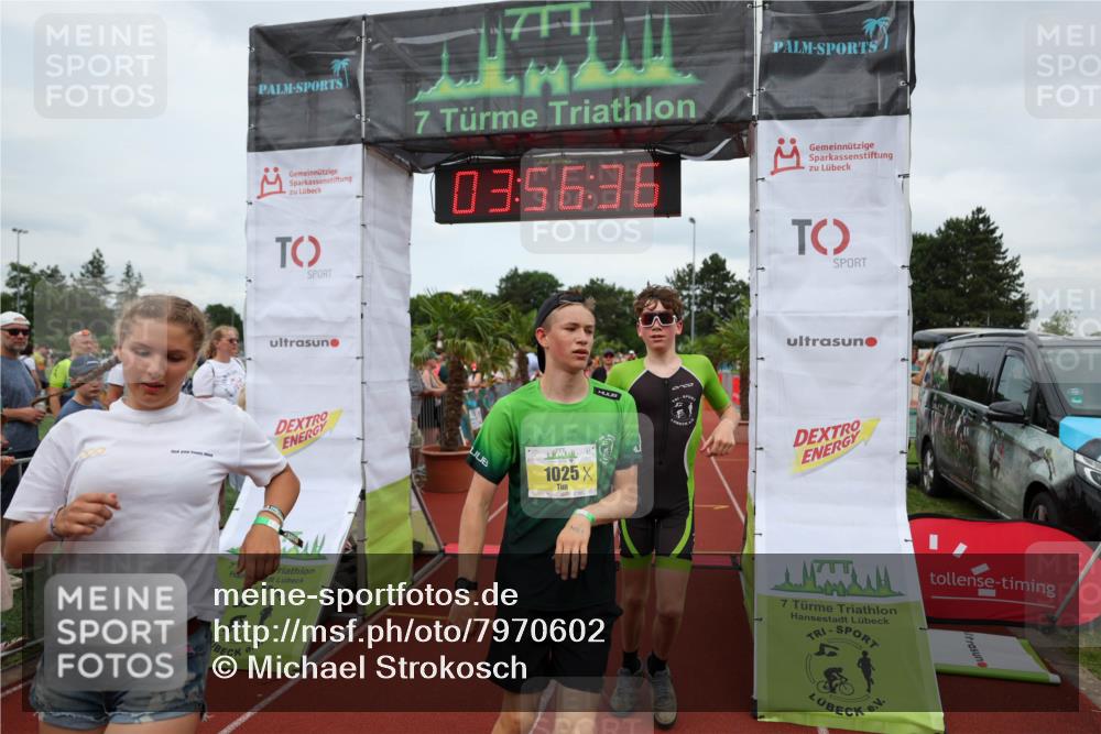 15.06.2025 - 7 Türme Triathlon Michael Strokosch http://msf.ph/oto/7970602 15.06.2025 13:56:36 Ziel 410, 741, 896, 996, 1025 meine-sportfotos.de