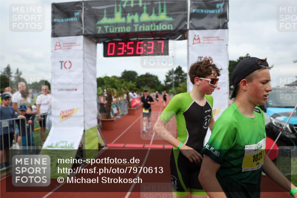 15.06.2025 - 7 Türme Triathlon Michael Strokosch http://msf.ph/oto/7970613 15.06.2025 13:56:37 Ziel 410, 741, 896, 996, 1025 meine-sportfotos.de