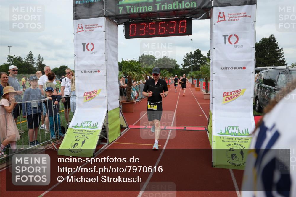 15.06.2025 - 7 Türme Triathlon Michael Strokosch http://msf.ph/oto/7970616 15.06.2025 13:56:38 Ziel 410, 741, 769, 896, 996, 1025 meine-sportfotos.de
