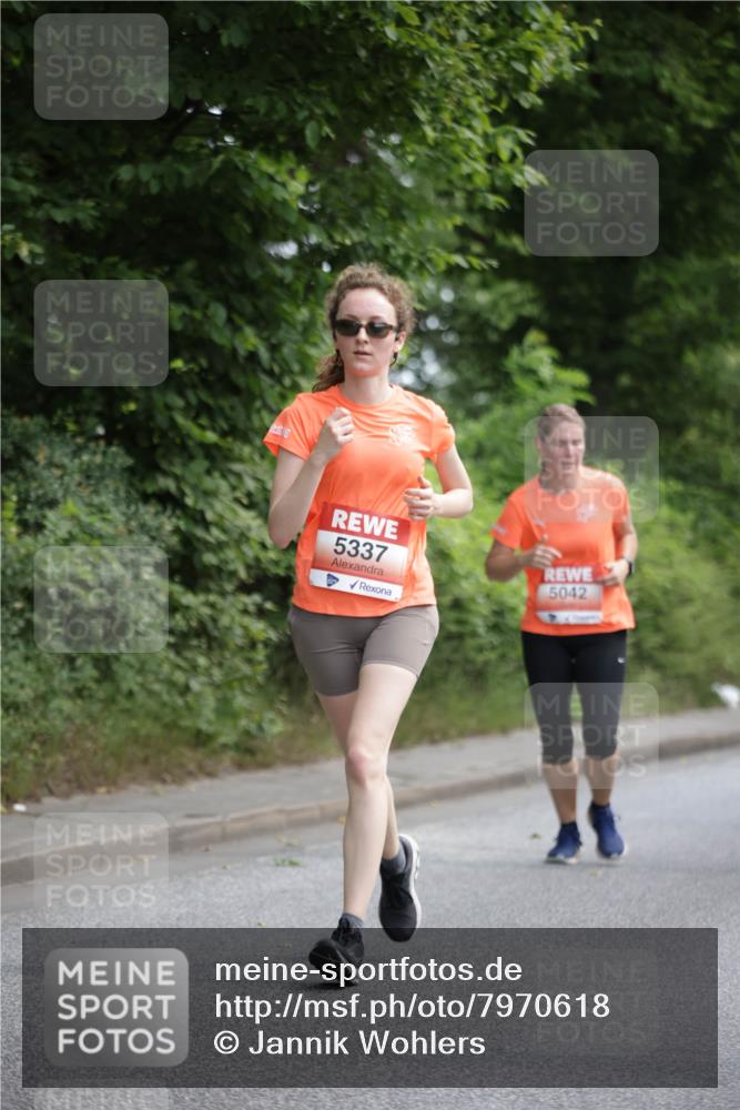 15.06.2025 - REWE Women's Run Jannik Wohlers http://msf.ph/oto/7970618 15.06.2025 10:05:41 Laufen 5337, 5042 meine-sportfotos.de