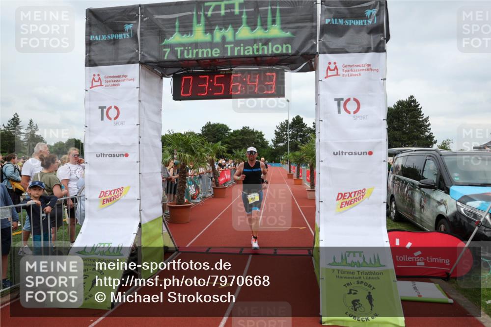 15.06.2025 - 7 Türme Triathlon Michael Strokosch http://msf.ph/oto/7970668 15.06.2025 13:56:42 Ziel 658, 769, 896, 996, 1029 meine-sportfotos.de