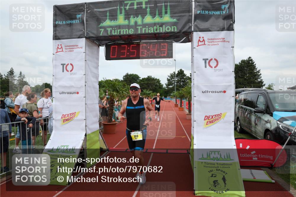 15.06.2025 - 7 Türme Triathlon Michael Strokosch http://msf.ph/oto/7970682 15.06.2025 13:56:43 Ziel 658, 769, 896, 996, 1029 meine-sportfotos.de