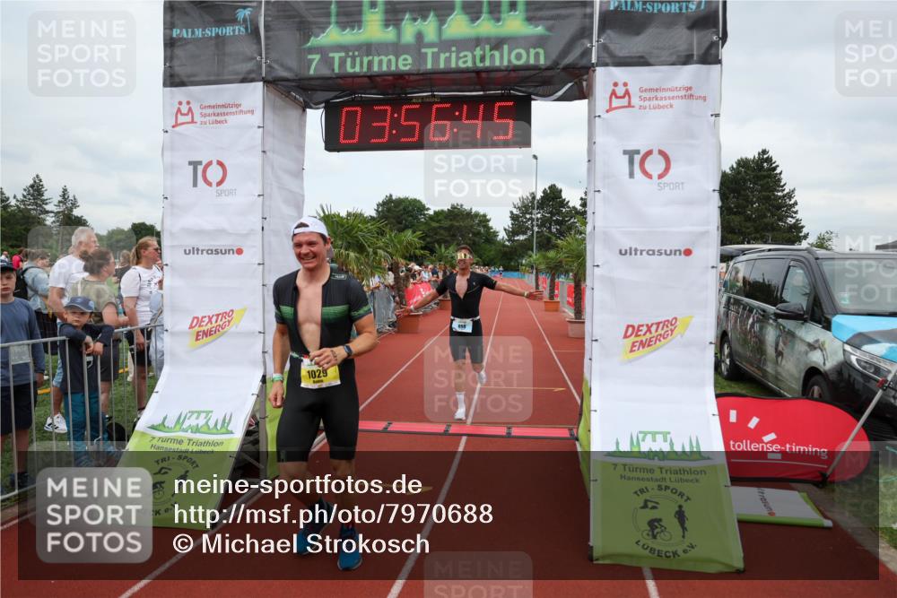 15.06.2025 - 7 Türme Triathlon Michael Strokosch http://msf.ph/oto/7970688 15.06.2025 13:56:45 Ziel 658, 769, 896, 996, 1029 meine-sportfotos.de