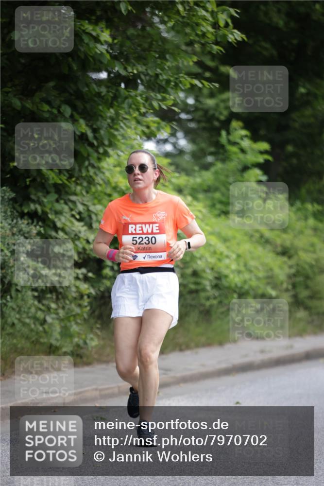 15.06.2025 - REWE Women's Run Jannik Wohlers http://msf.ph/oto/7970702 15.06.2025 10:05:49 Laufen 5230 meine-sportfotos.de