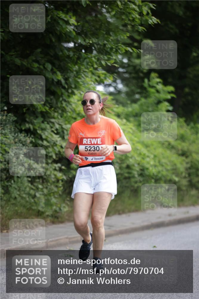 15.06.2025 - REWE Women's Run Jannik Wohlers http://msf.ph/oto/7970704 15.06.2025 10:05:49 Laufen 5230 meine-sportfotos.de