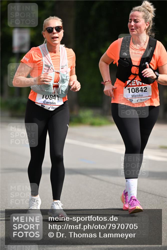 15.06.2025 - REWE Women's Run Dr. Thomas Lammeyer http://msf.ph/oto/7970705 15.06.2025 09:59:51 Laufen 841, 10842 meine-sportfotos.de