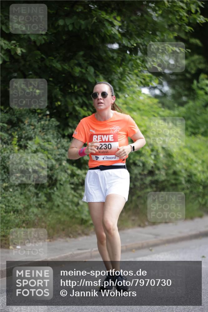 15.06.2025 - REWE Women's Run Jannik Wohlers http://msf.ph/oto/7970730 15.06.2025 10:05:49 Laufen 230 meine-sportfotos.de