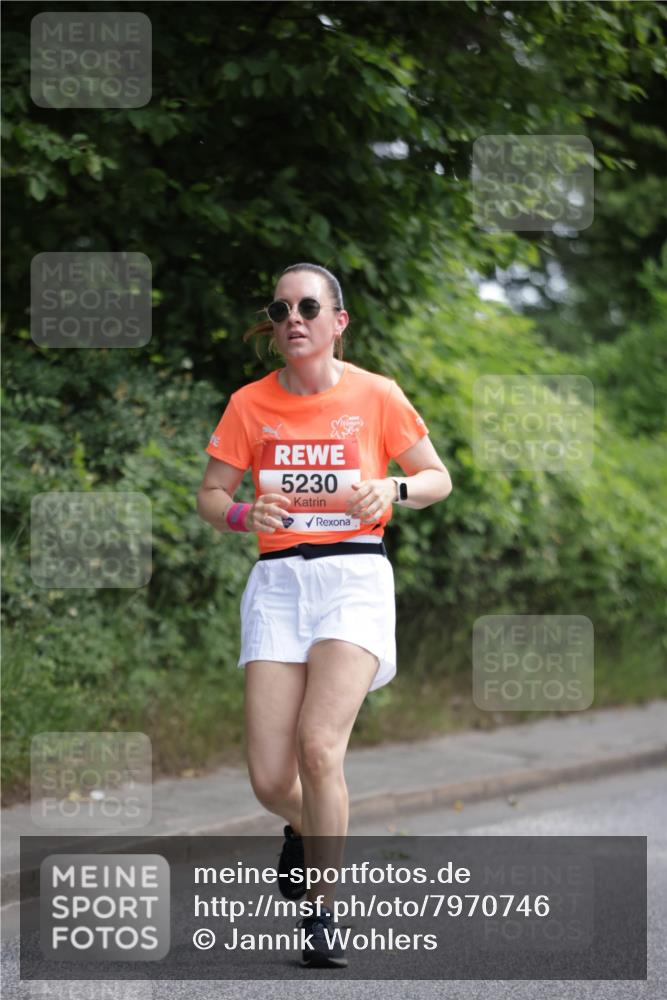15.06.2025 - REWE Women's Run Jannik Wohlers http://msf.ph/oto/7970746 15.06.2025 10:05:50 Laufen 5230 meine-sportfotos.de
