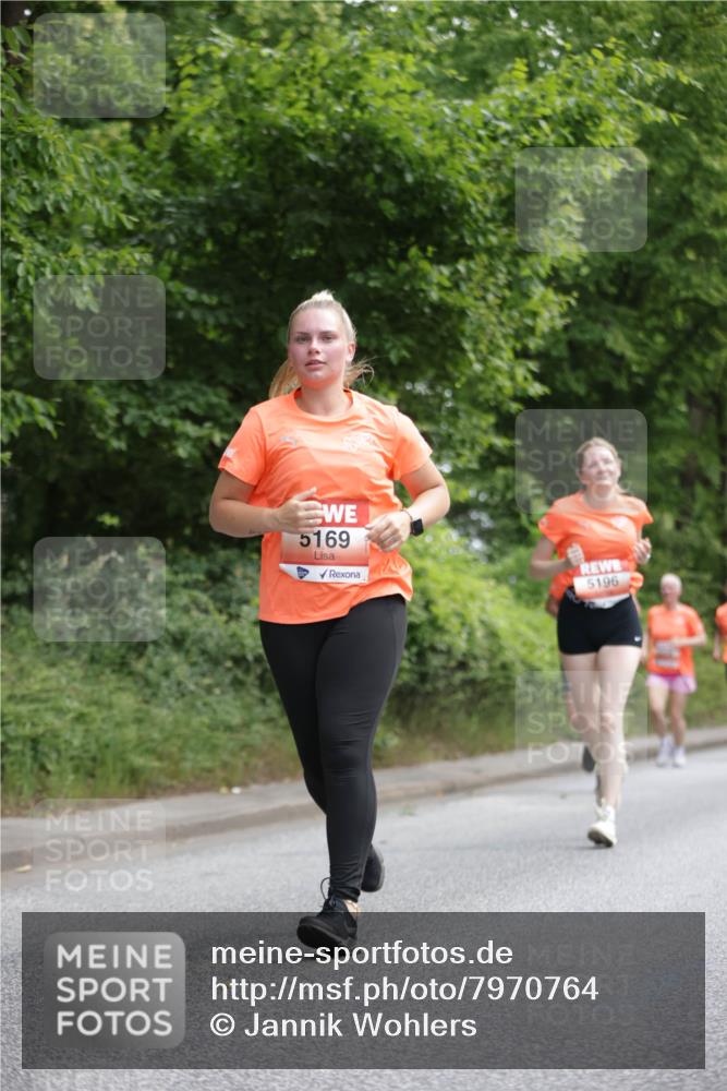 15.06.2025 - REWE Women's Run Jannik Wohlers http://msf.ph/oto/7970764 15.06.2025 10:05:56 Laufen 5169, 5196 meine-sportfotos.de