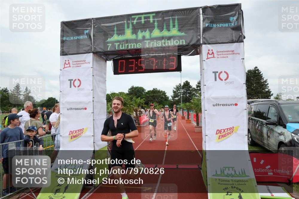 15.06.2025 - 7 Türme Triathlon Michael Strokosch http://msf.ph/oto/7970826 15.06.2025 13:57:13 Ziel 442, 505, 734, 950, 1011, 1052, 1069 meine-sportfotos.de
