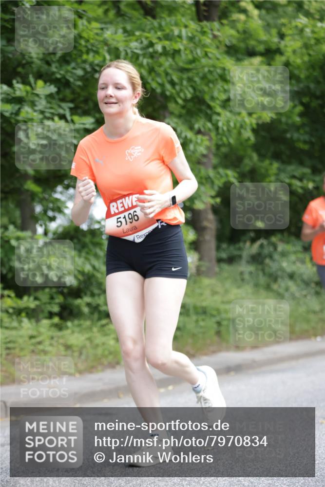 15.06.2025 - REWE Women's Run Jannik Wohlers http://msf.ph/oto/7970834 15.06.2025 10:05:58 Laufen 5196 meine-sportfotos.de
