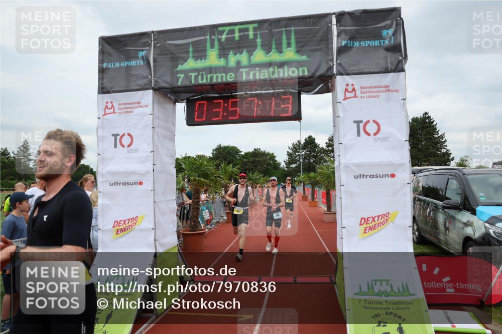 15.06.2025 - 7 Türme Triathlon Michael Strokosch http://msf.ph/oto/7970836 15.06.2025 13:57:13 Ziel 442, 505, 734, 950, 1011, 1052, 1069 meine-sportfotos.de