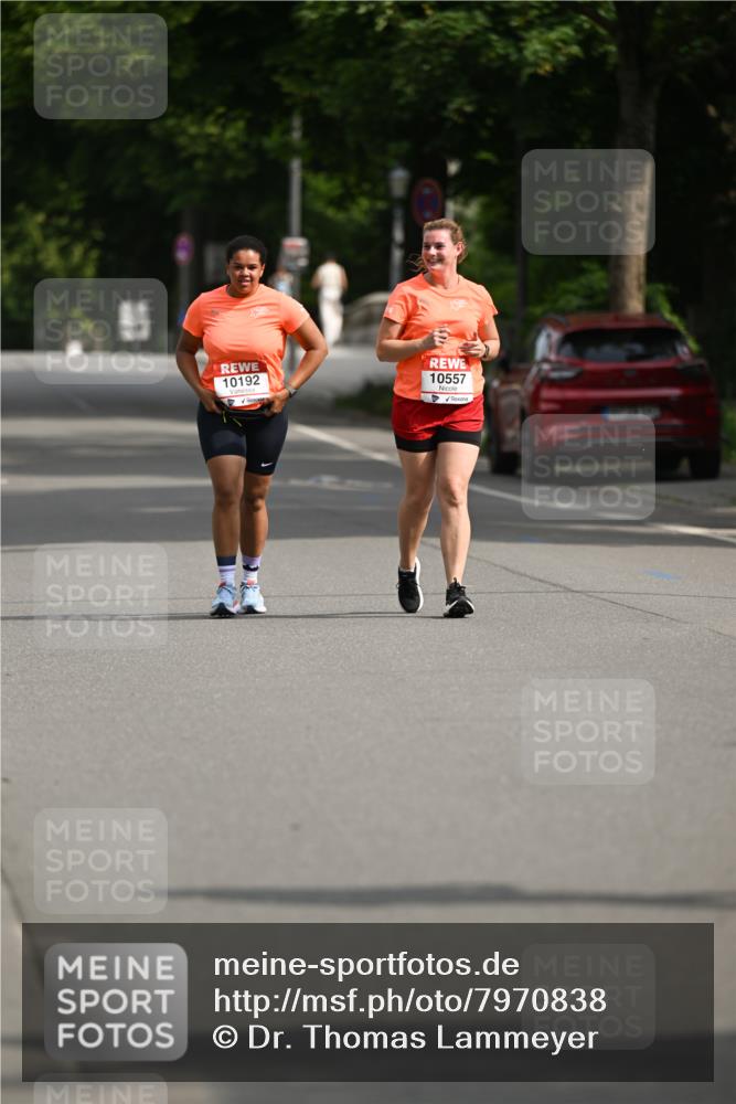 15.06.2025 - REWE Women's Run Dr. Thomas Lammeyer http://msf.ph/oto/7970838 15.06.2025 09:59:58 Laufen 10192, 10557 meine-sportfotos.de