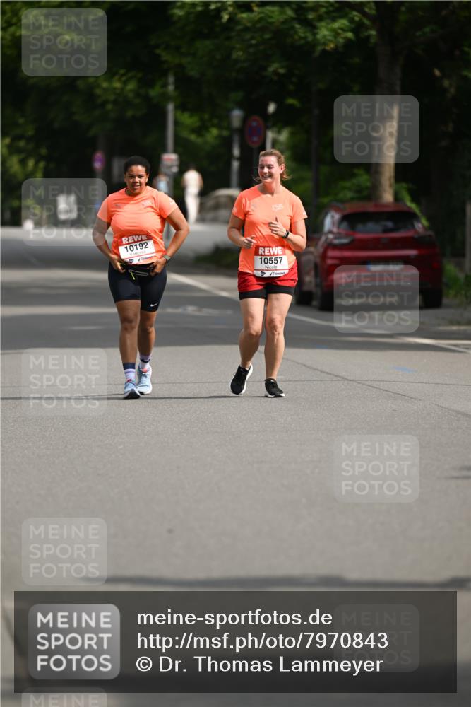 15.06.2025 - REWE Women's Run Dr. Thomas Lammeyer http://msf.ph/oto/7970843 15.06.2025 09:59:58 Laufen 10192, 10557 meine-sportfotos.de