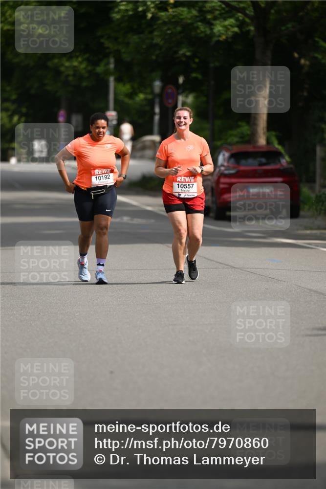 15.06.2025 - REWE Women's Run Dr. Thomas Lammeyer http://msf.ph/oto/7970860 15.06.2025 09:59:59 Laufen 10192, 10557 meine-sportfotos.de