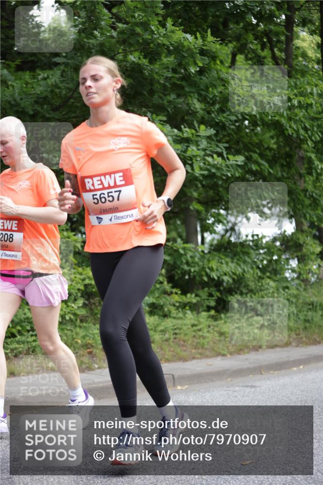 15.06.2025 - REWE Women's Run Jannik Wohlers http://msf.ph/oto/7970907 15.06.2025 10:06:04 Laufen 208, 5657 meine-sportfotos.de