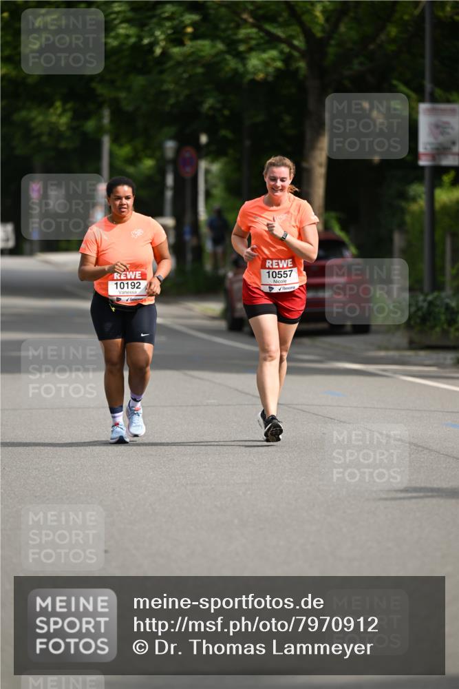 15.06.2025 - REWE Women's Run Dr. Thomas Lammeyer http://msf.ph/oto/7970912 15.06.2025 10:00:00 Laufen 10192, 10557 meine-sportfotos.de